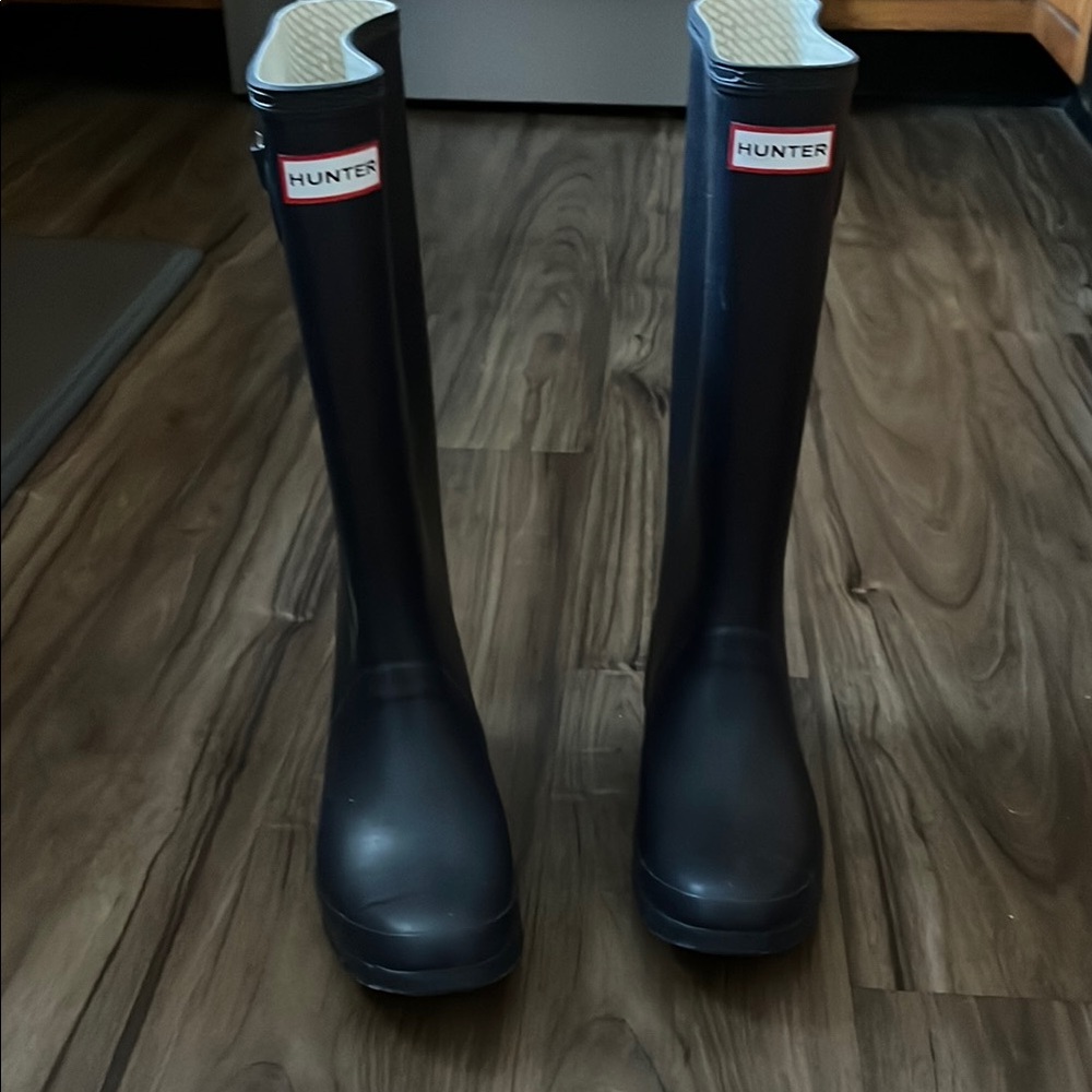 Hunter Tall Navy Rain Boots